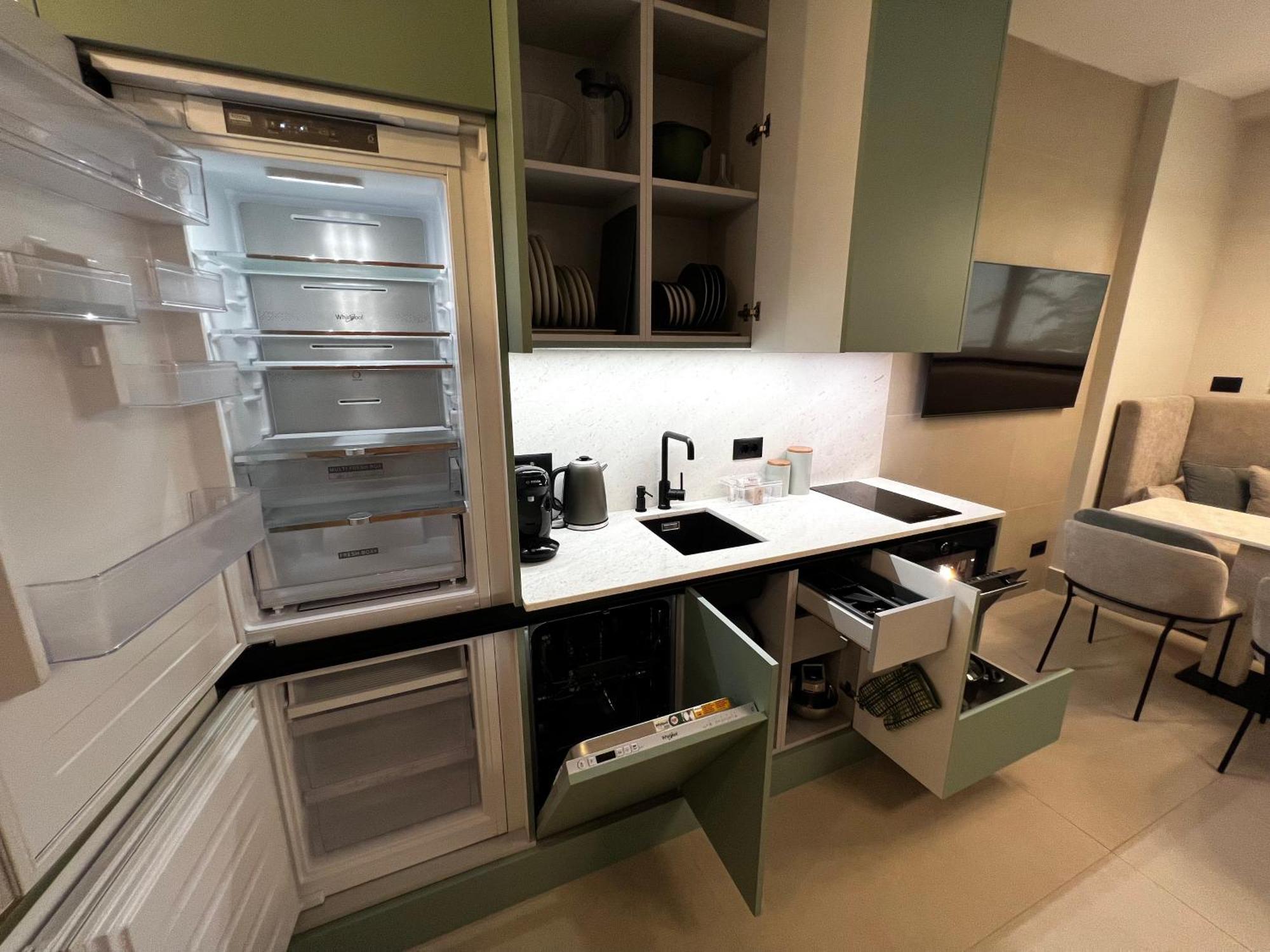 Golden Beach Suites Sarandë Buitenkant foto