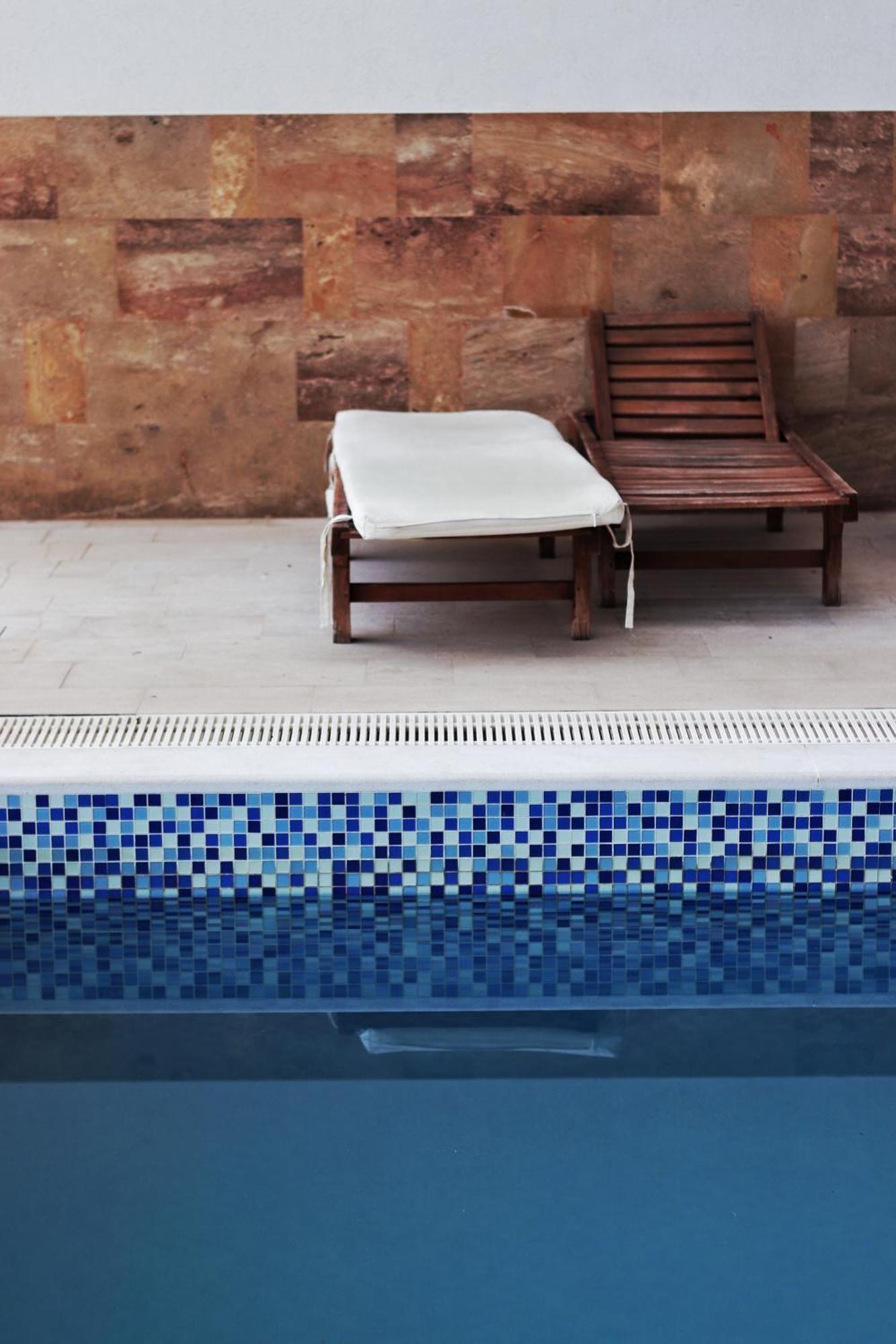 Golden Beach Suites Sarandë Buitenkant foto
